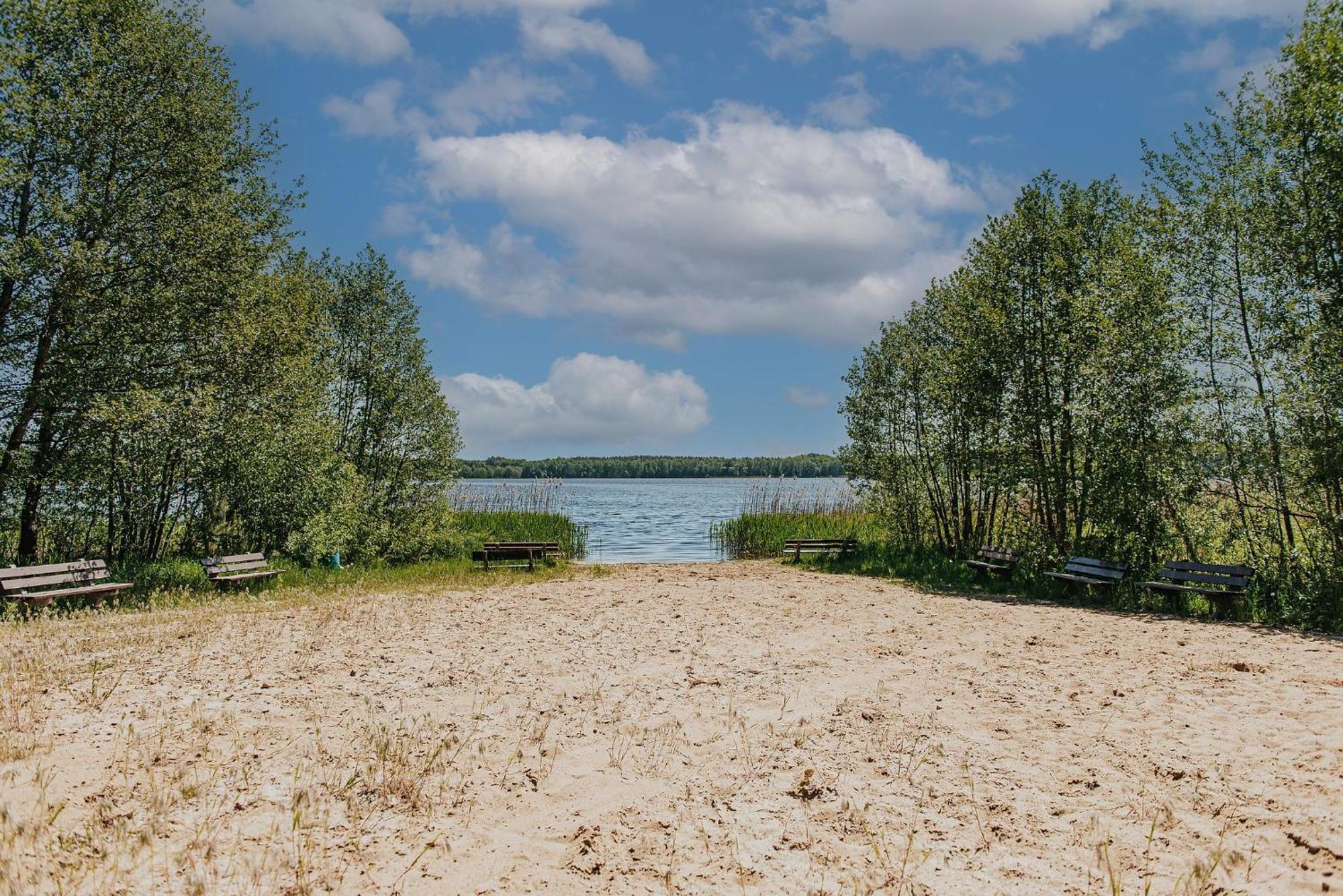 Vila Rajski Domek Nad Jeziorem Radacz Borne Sulinowo Exteriér fotografie