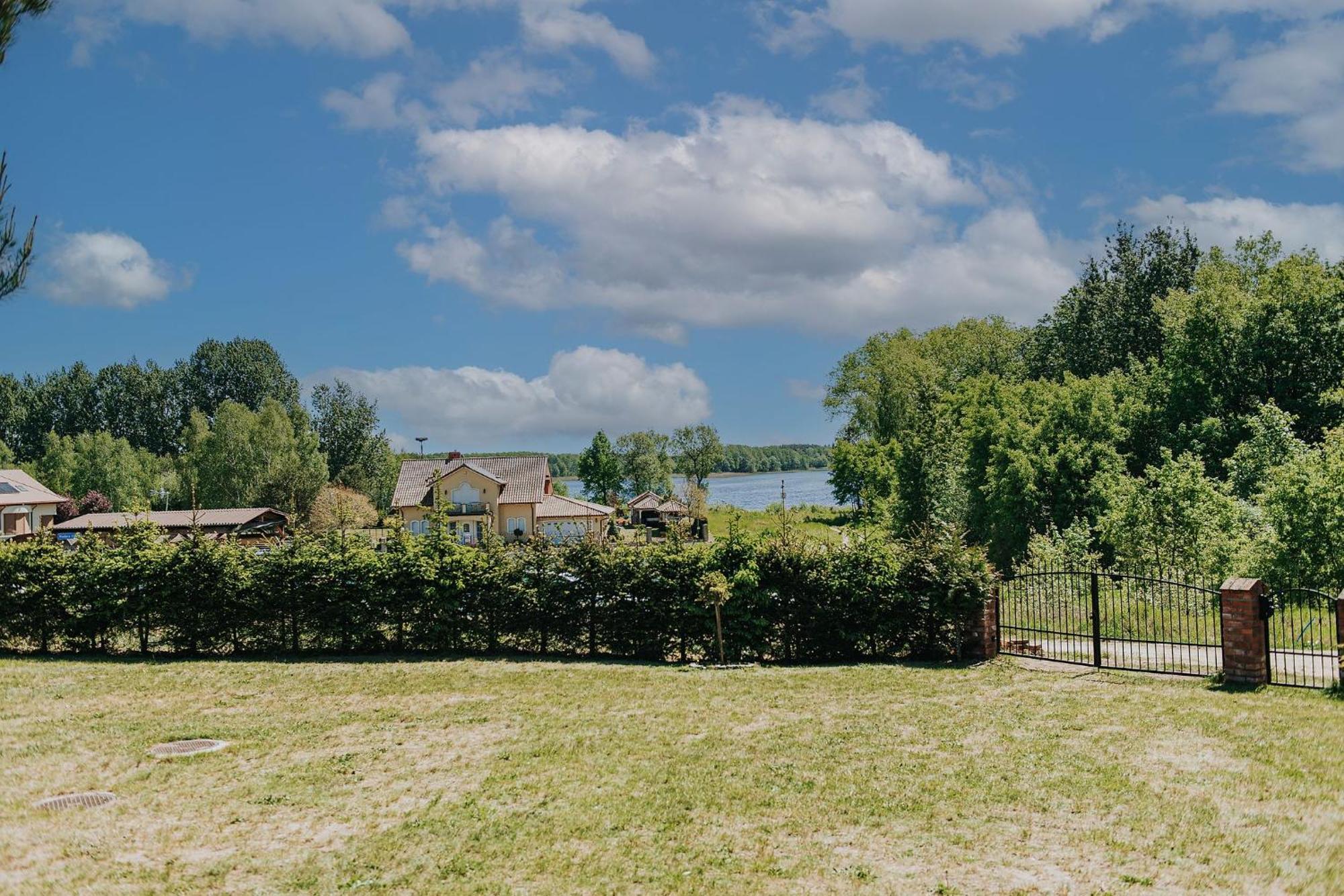 Vila Rajski Domek Nad Jeziorem Radacz Borne Sulinowo Exteriér fotografie