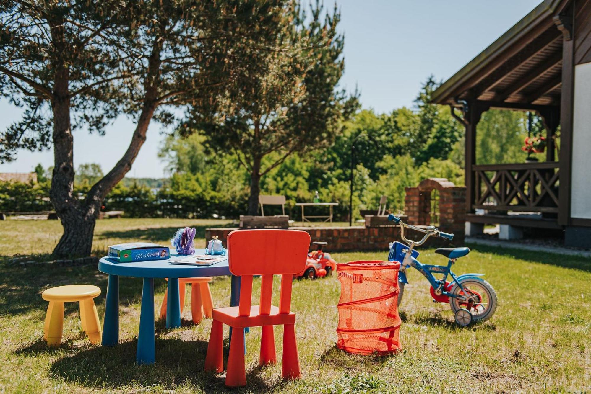 Vila Rajski Domek Nad Jeziorem Radacz Borne Sulinowo Exteriér fotografie