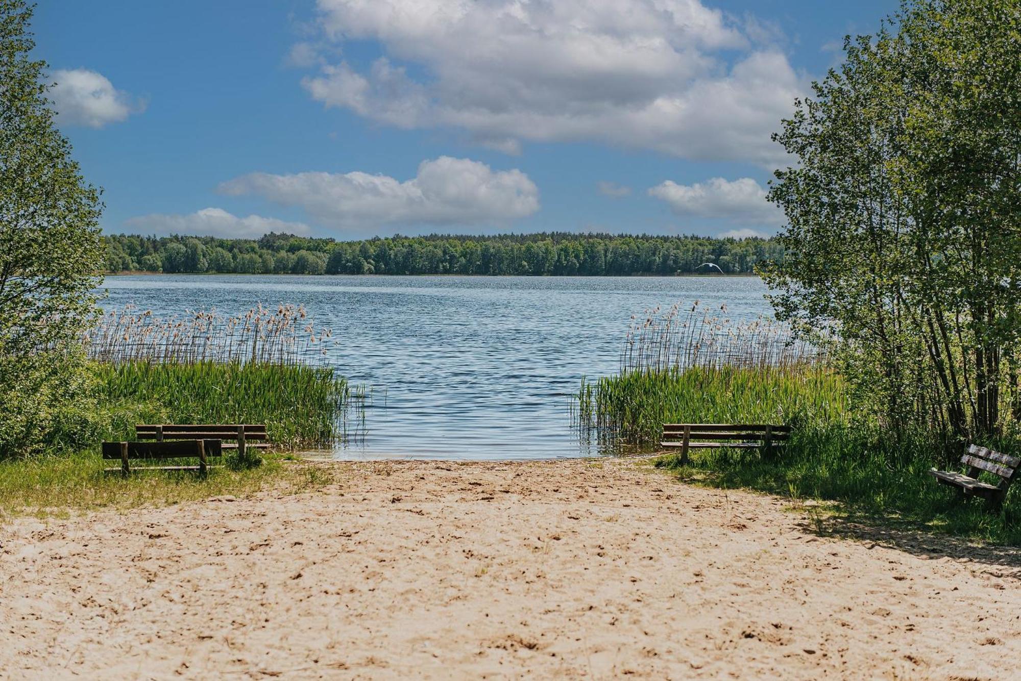 Vila Rajski Domek Nad Jeziorem Radacz Borne Sulinowo Exteriér fotografie